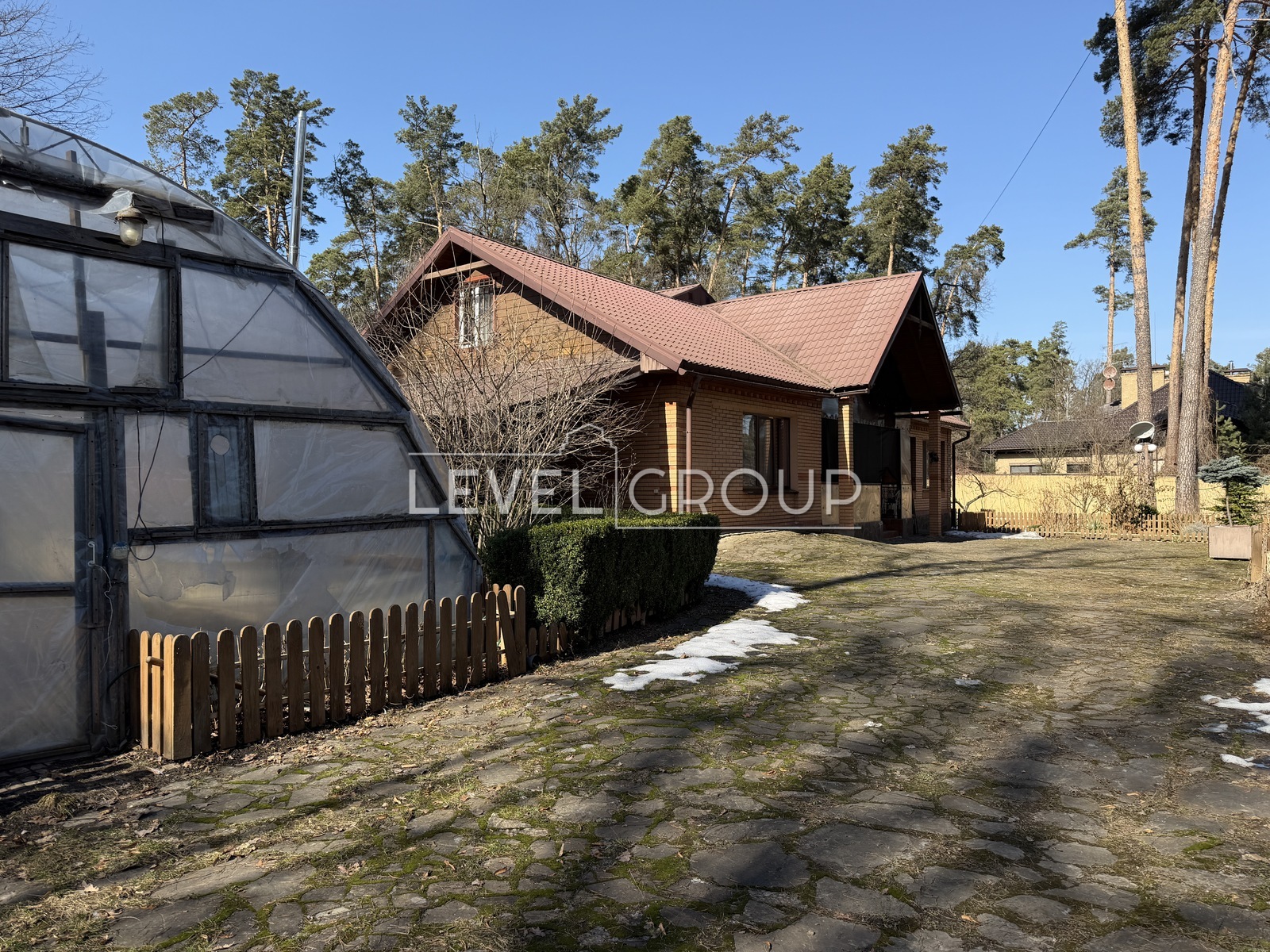 Yasnopolyanska, 33-G