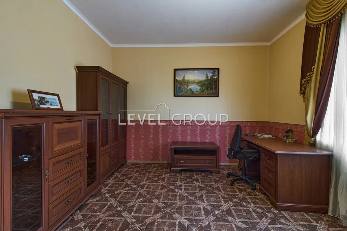 Степова вул., 9-А