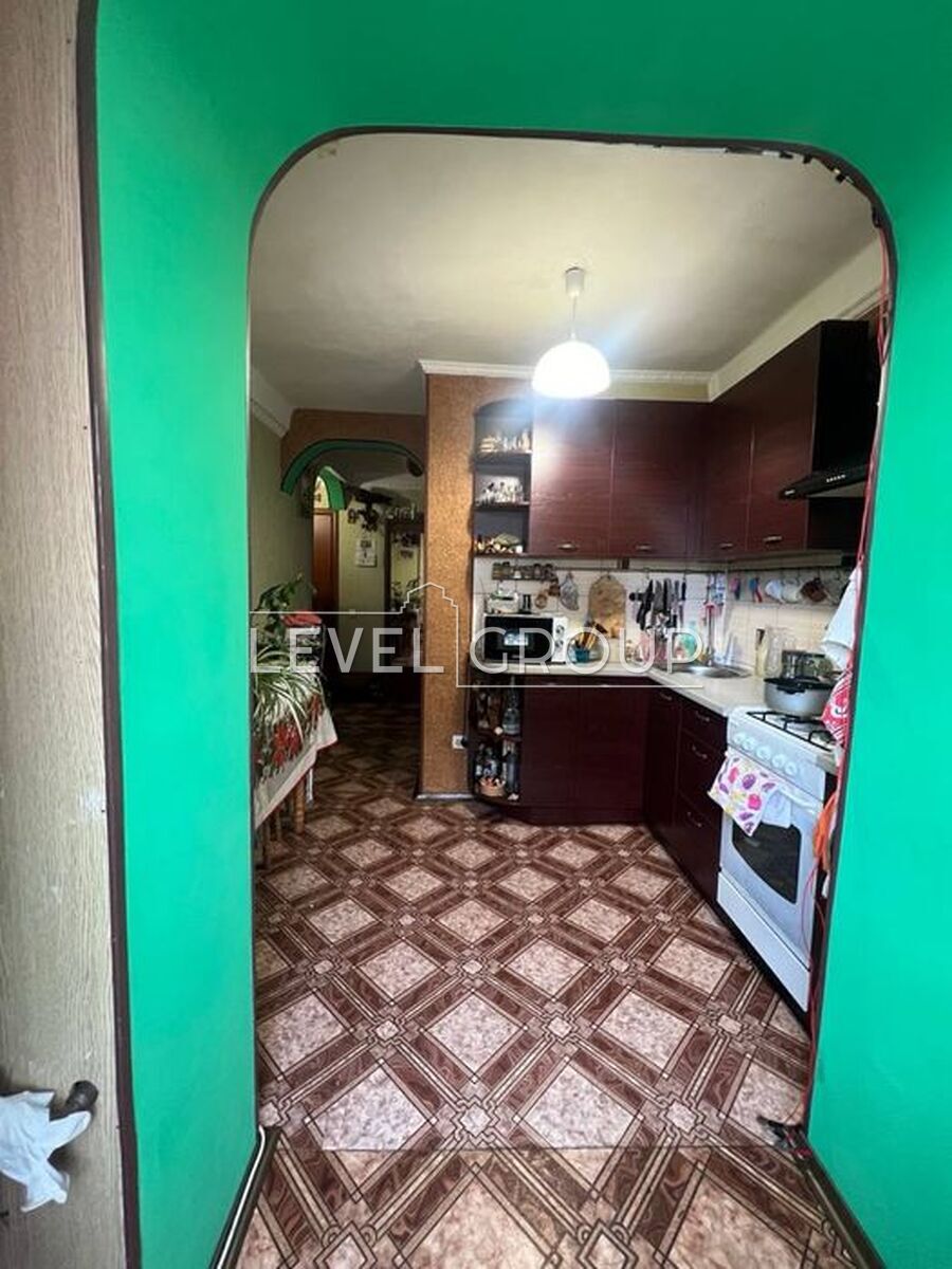Yuriy Kondratyuk St., 4