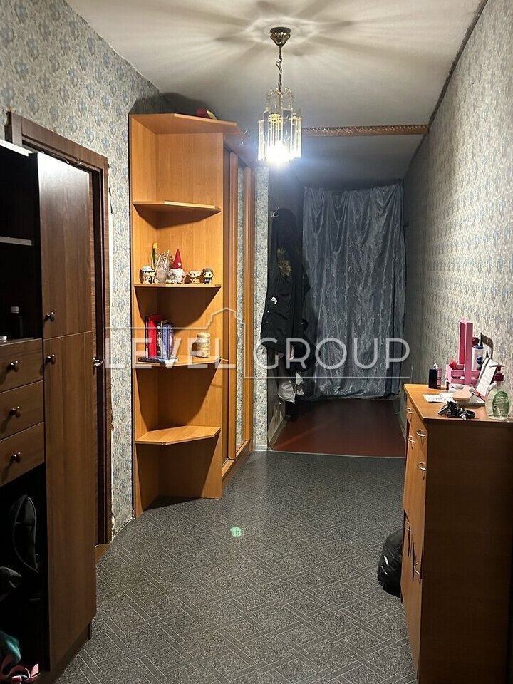 Valery Lobanovsky Ave. (Chervonozoryany), 96