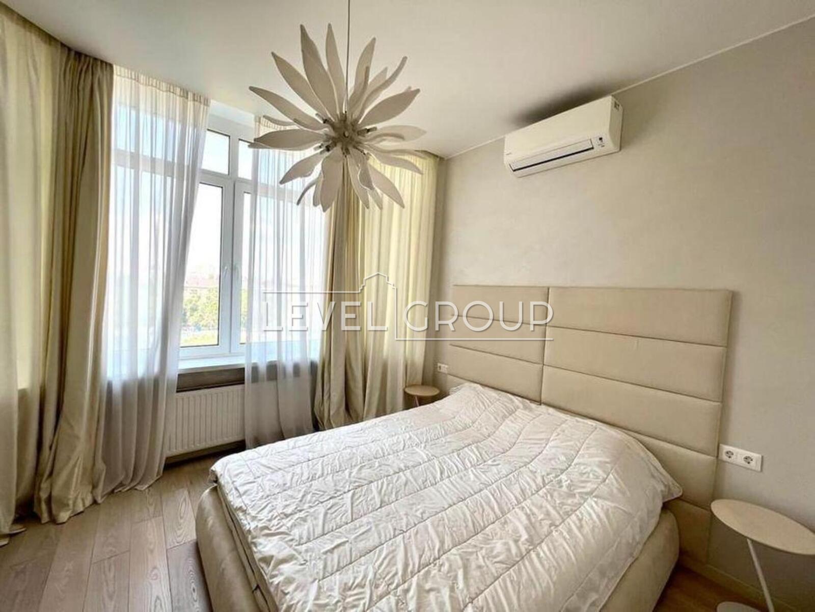 Yevhen Konovalets St. (Shchorsa), 34