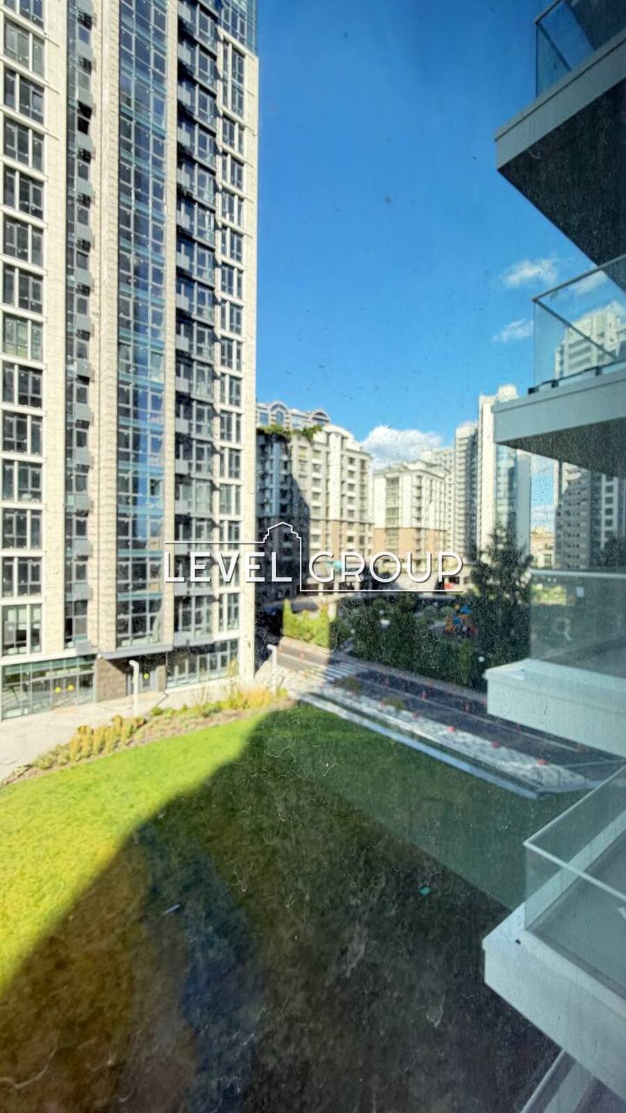 Andriy Verkhoglyad St. (Mykhayla Dragomirova), 22
