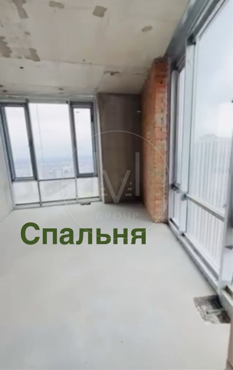 Академіка Заболотного вул., 1