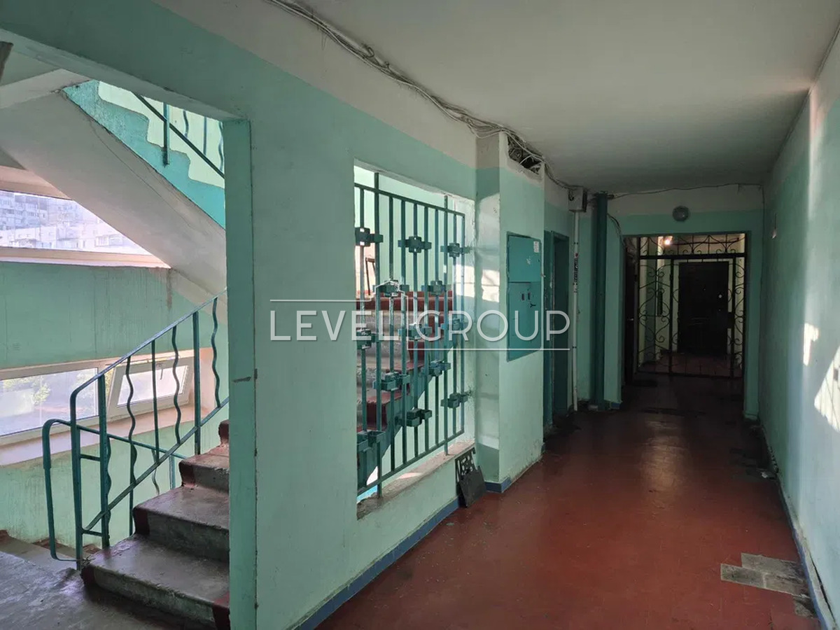 Jordan street. (Laiosha Gavreau), 11