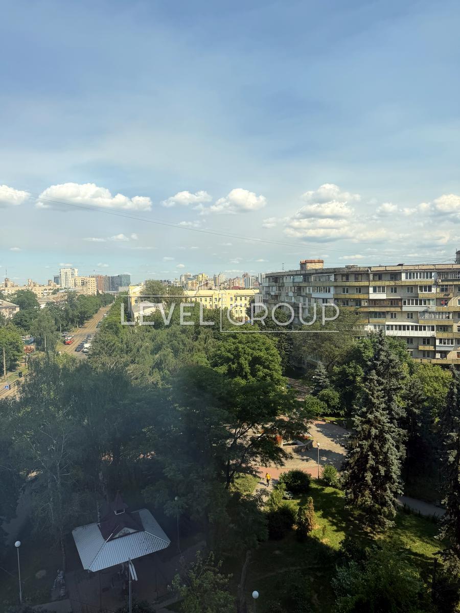 Дегтярівська вул., 17к1