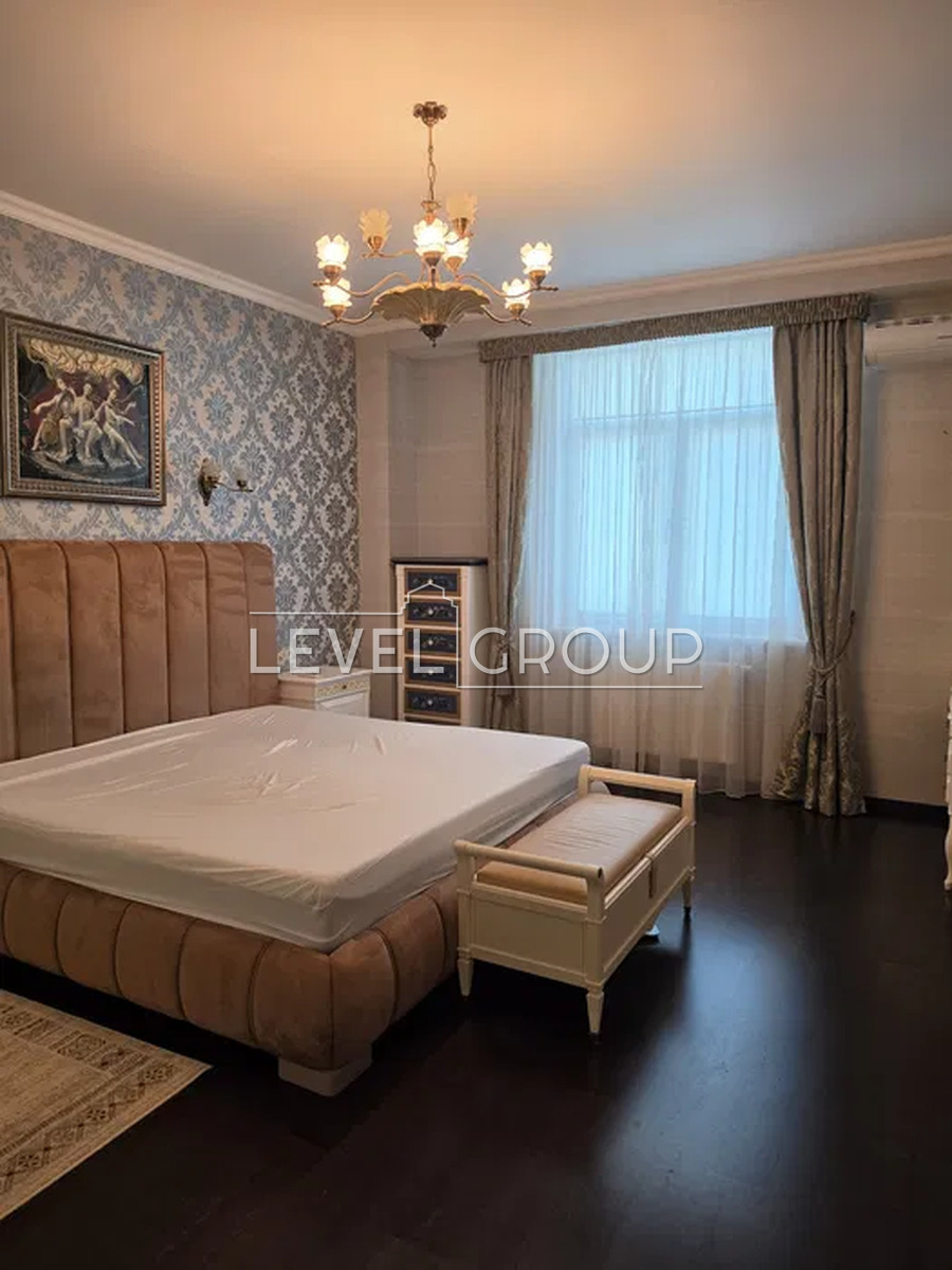 Звіринецька вул., 59
