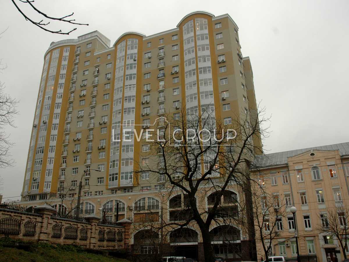 Antonovycha St. (Gorkogo), 1B