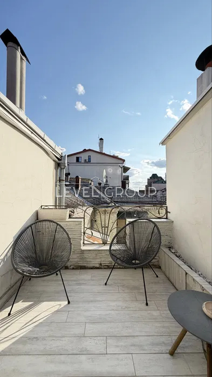 Yaroslaviv Val St., 21A