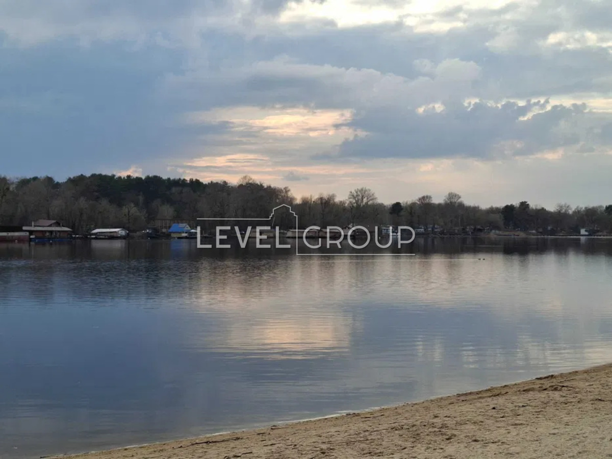 Митрополита Андрея Шептицького вул. (Анатолія Луначарського), 3б