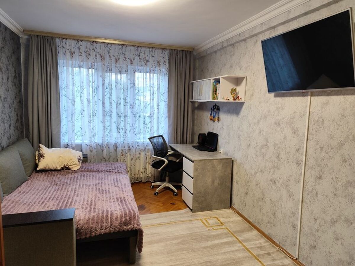 Остафія Дашкевича вул. (Курнатовського), 3