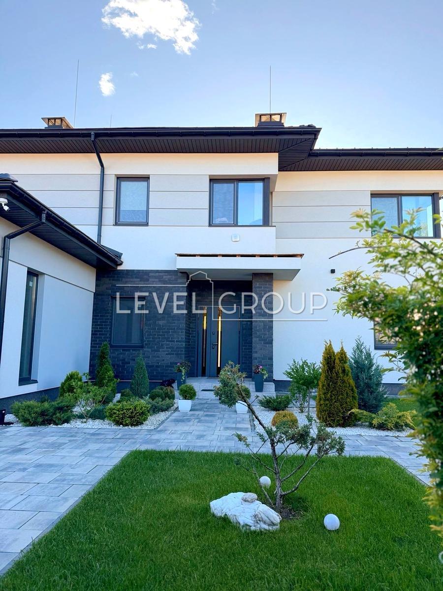 Петрівський пров., 10