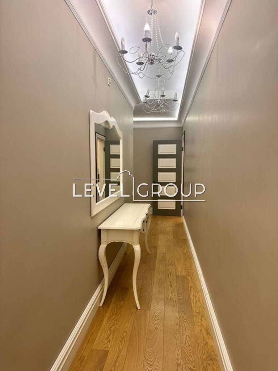 Новоселицька вул., 10