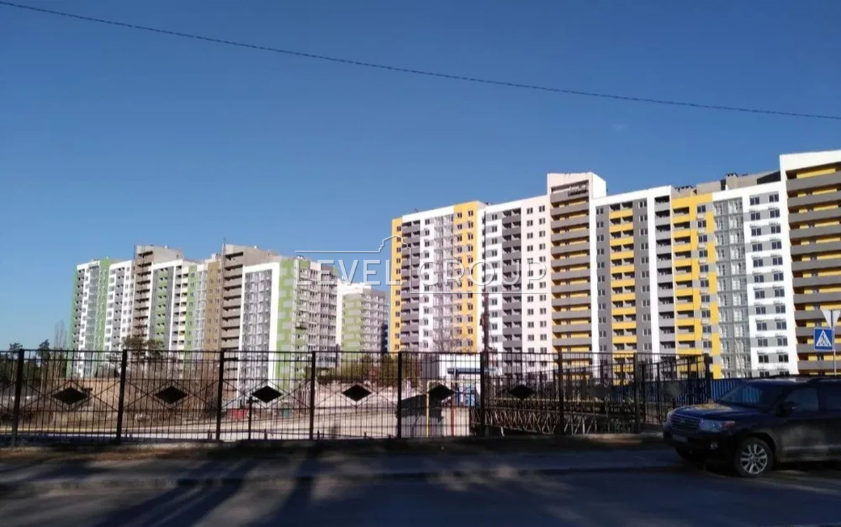 Бориспільська вул., б.2