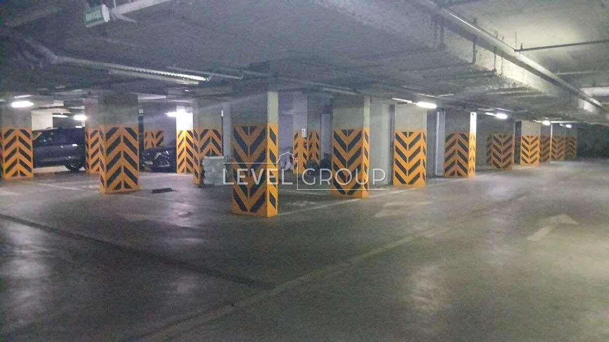 Кадетський Гай вул., 10
