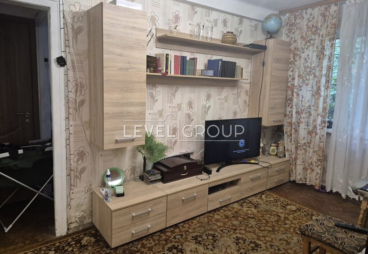Ушинського вул., 5