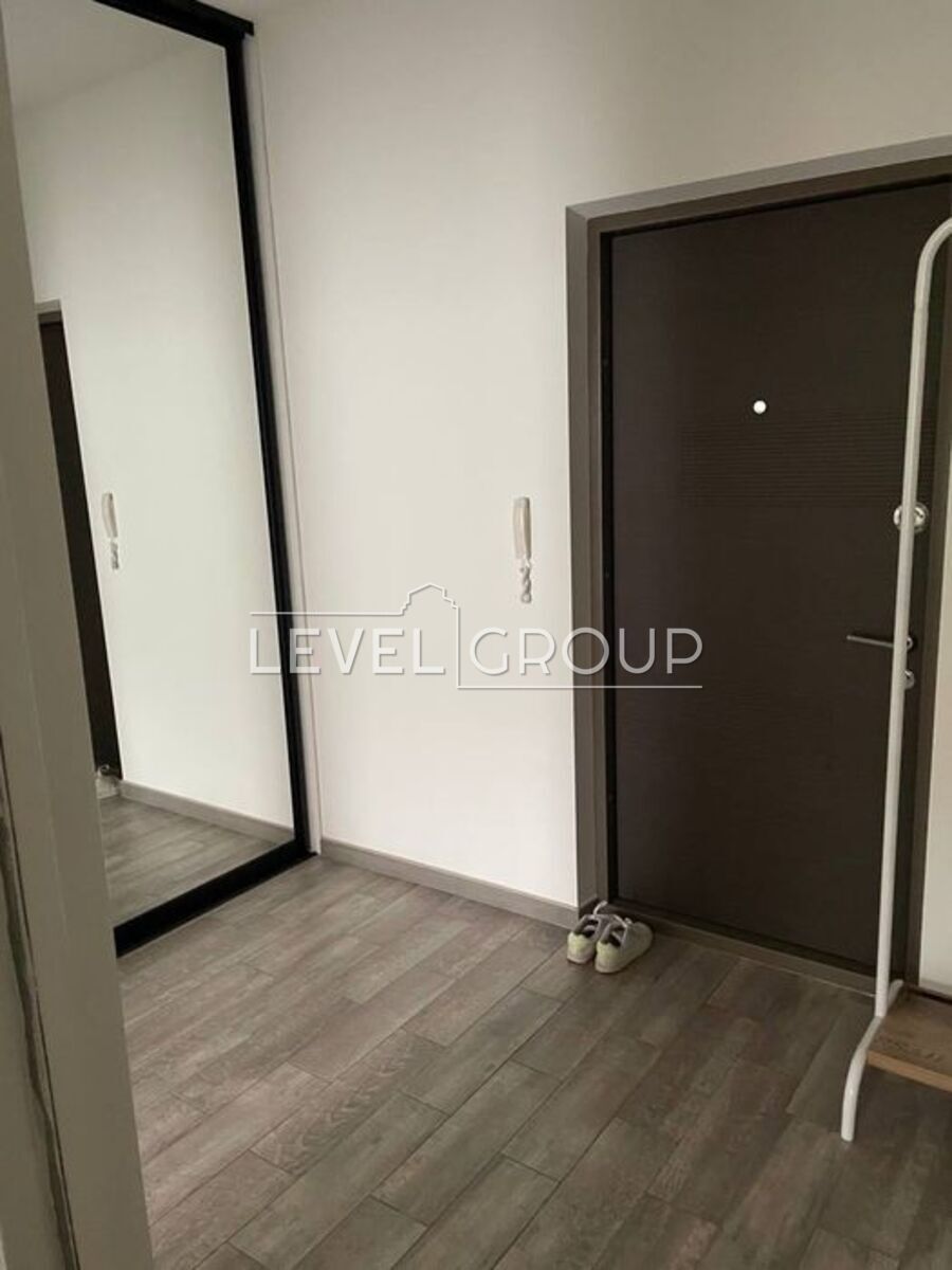 Регенераторна вул., 4к1