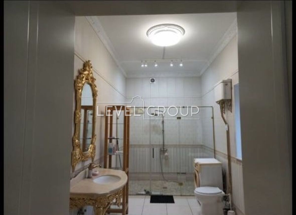 Вартових Неба вул.