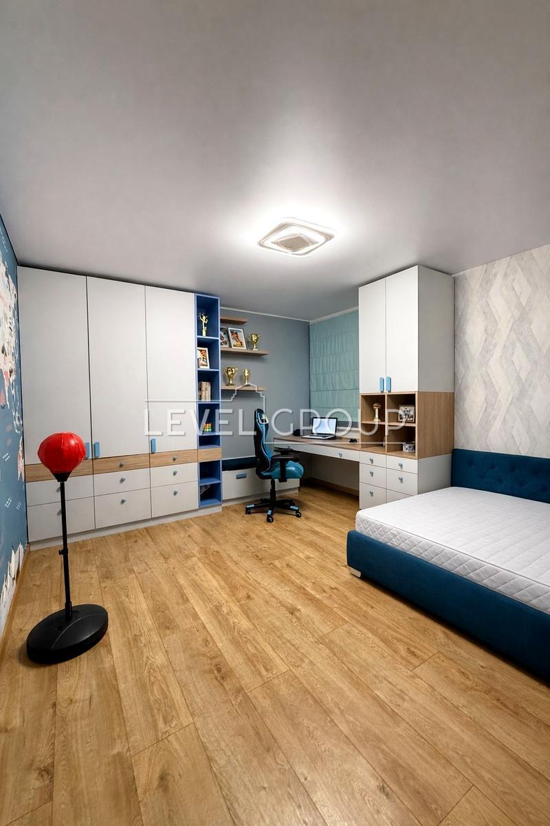 Петрівський пров., 10