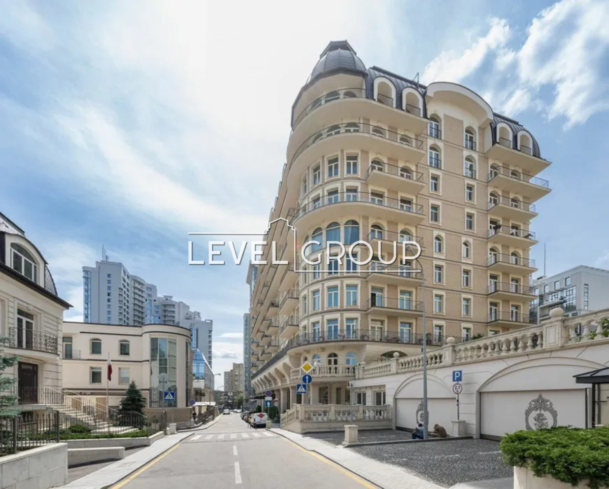 Новоселицька вул., 10