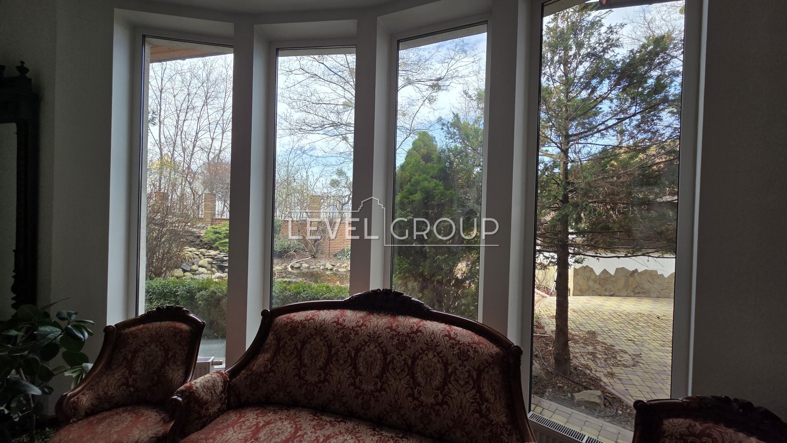 Локомотивна вул.