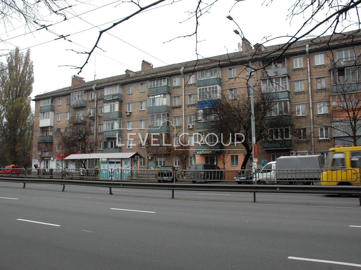 Чоколівський бульв., 31