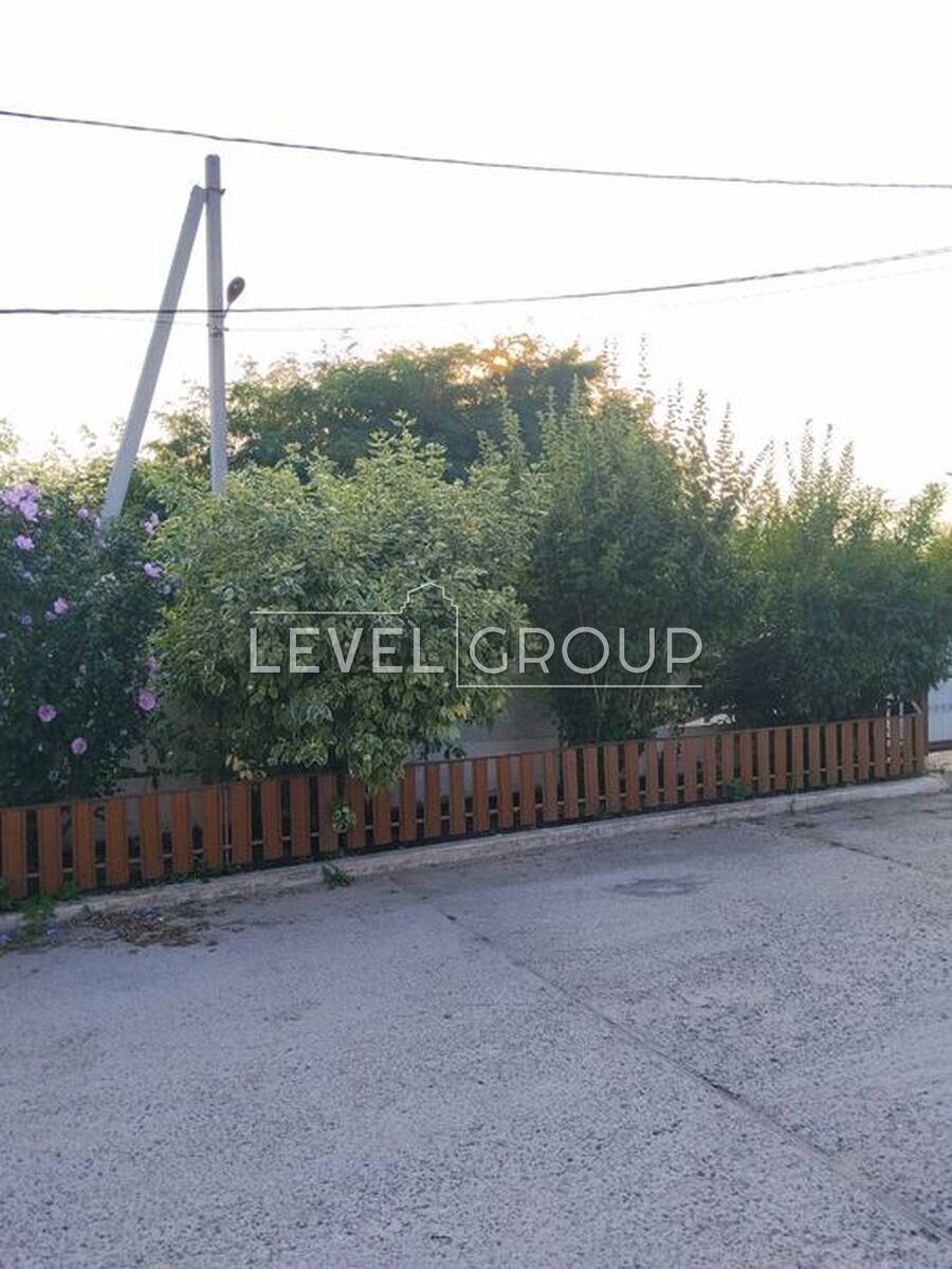 Lipova Street.