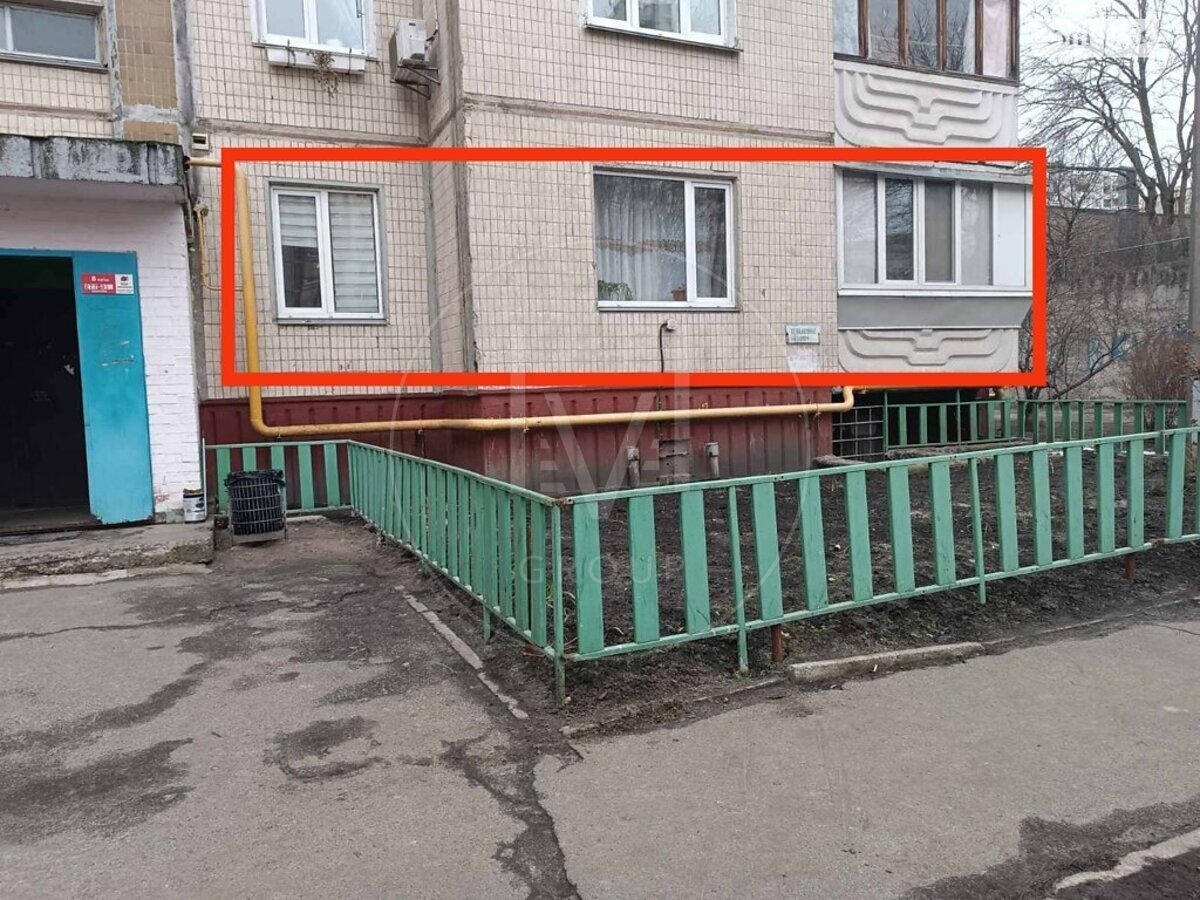 Лариси Руденко вул., 15/14
