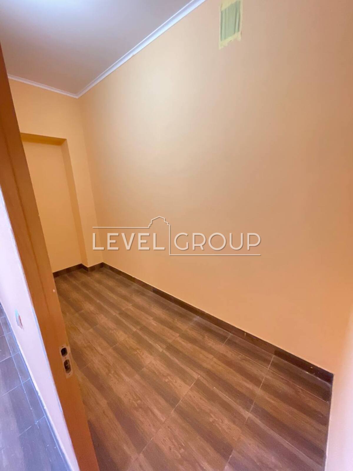 вул. Молодіжна, 28