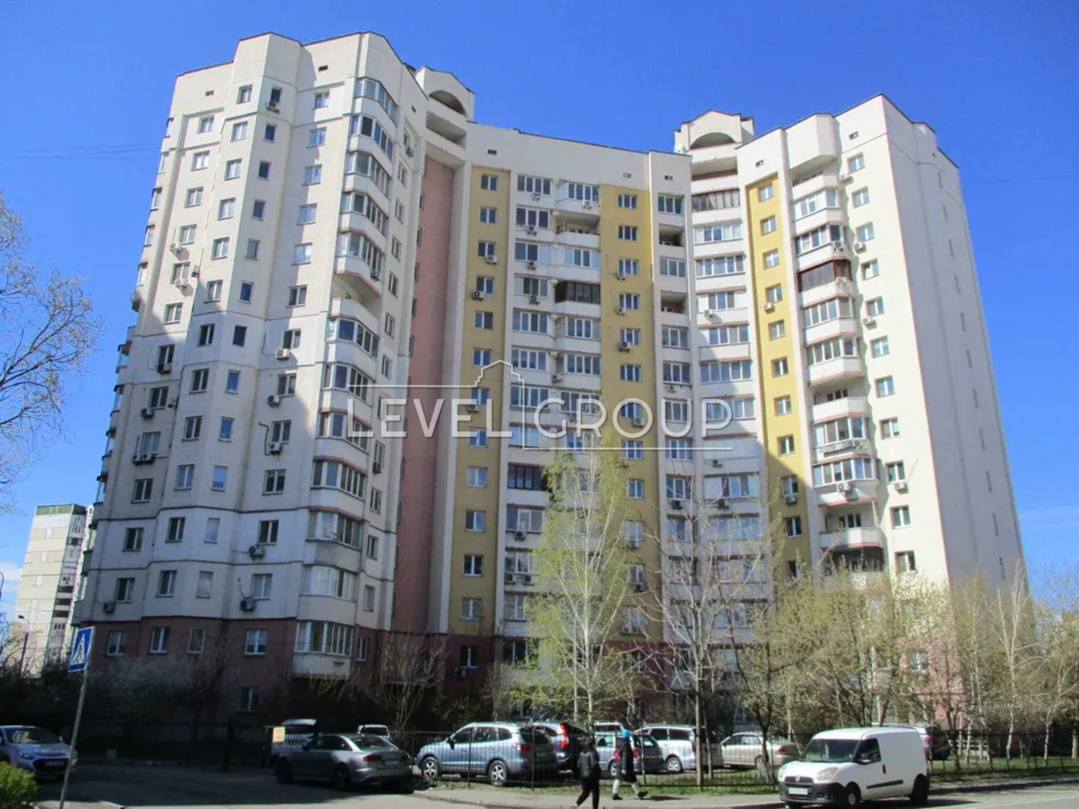 Вишняківська вул., 9