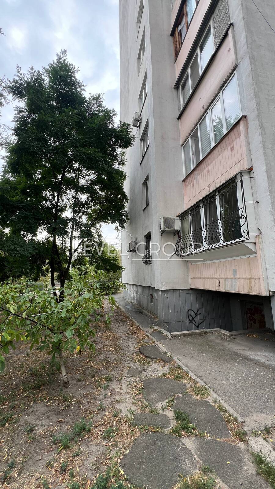Novatoriv St., 22a