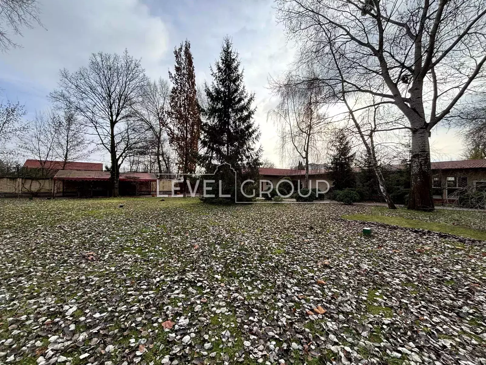 Мистецька вул., 7