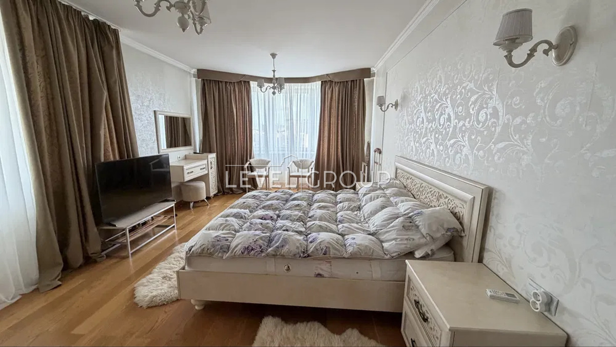 Миколи Голего вул. (Лебедєва-Кумача), 7в