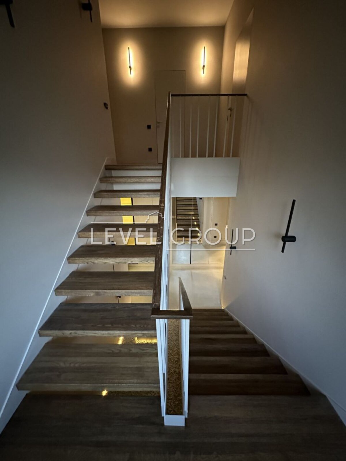 Узліссівська, 10