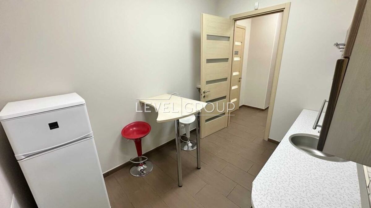 Левандовська вул. (Анищенка), 8