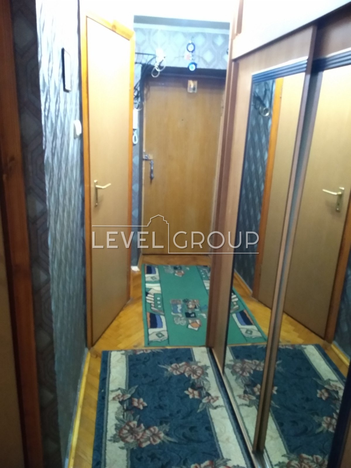 Голосіївський просп. (проспект 40-річчя Жовтня), 114