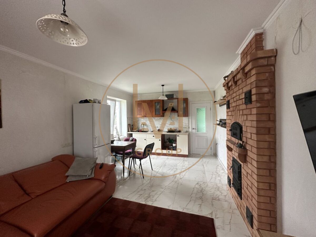 Melnyka St., 19a