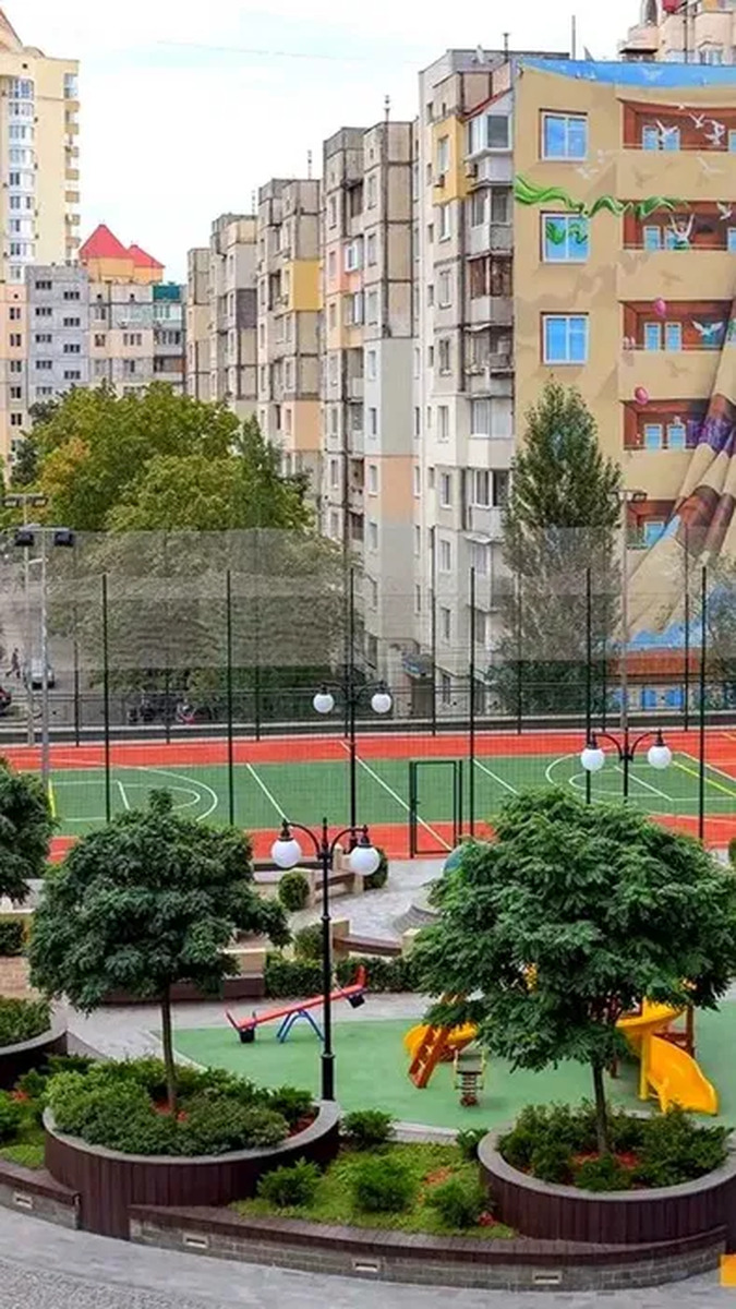 Obolonskyi Avenue, 26