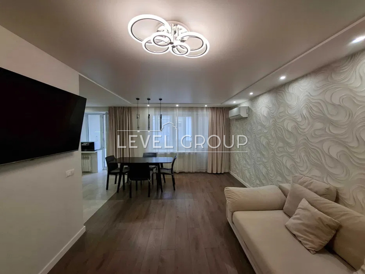 Митрополита Андрея Шептицького вул. (Анатолія Луначарського), 3б