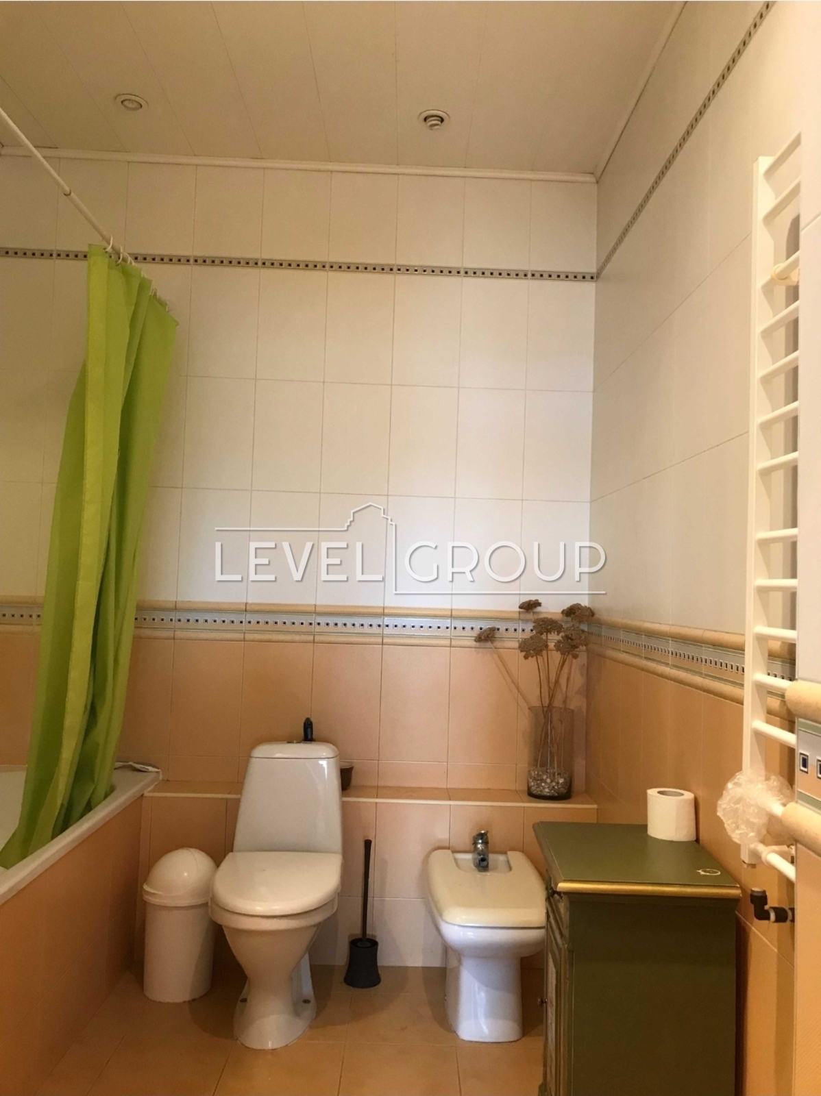Dobryi Shlyakh St., 63