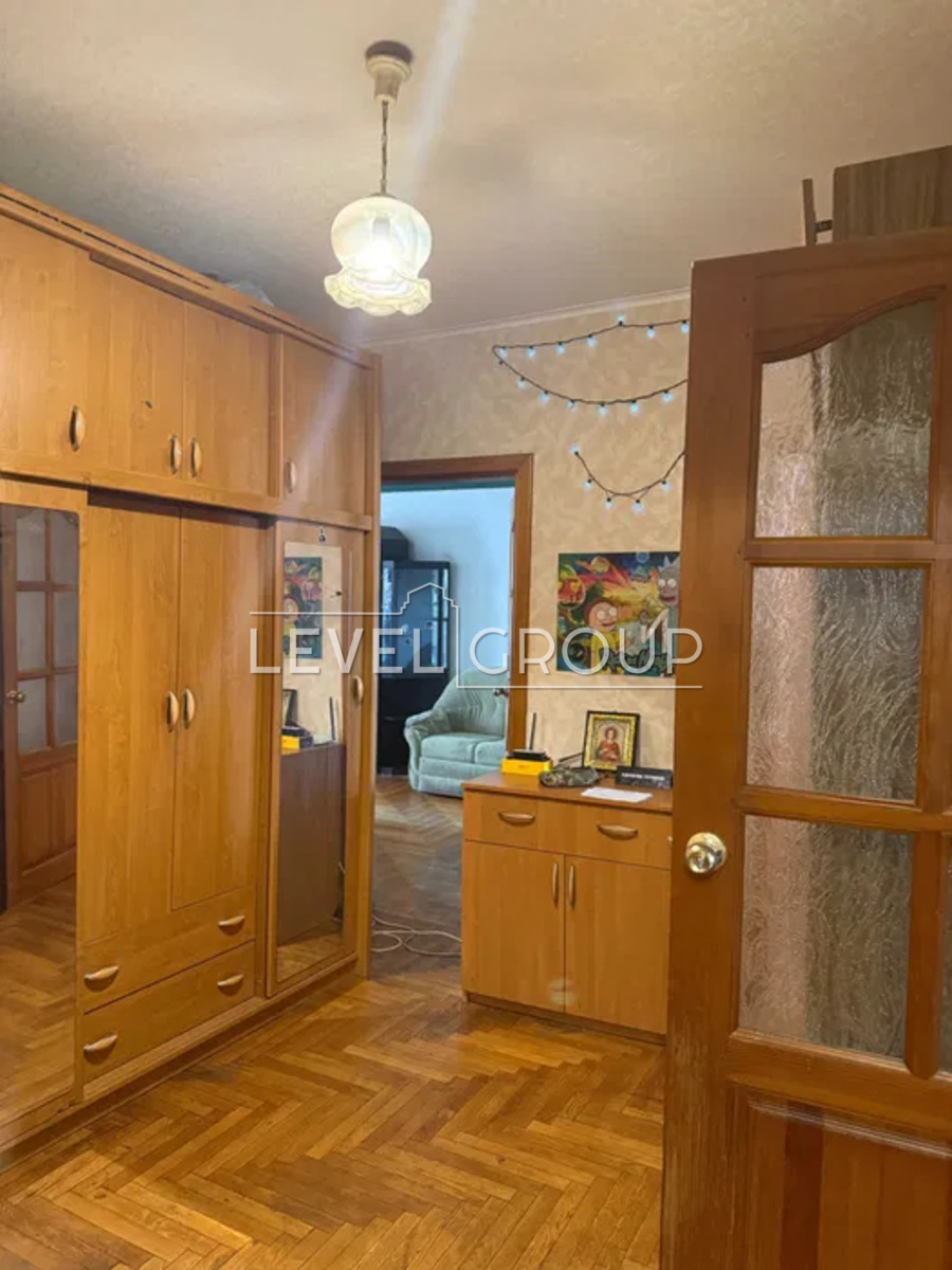 Петра Григоренка просп., 29