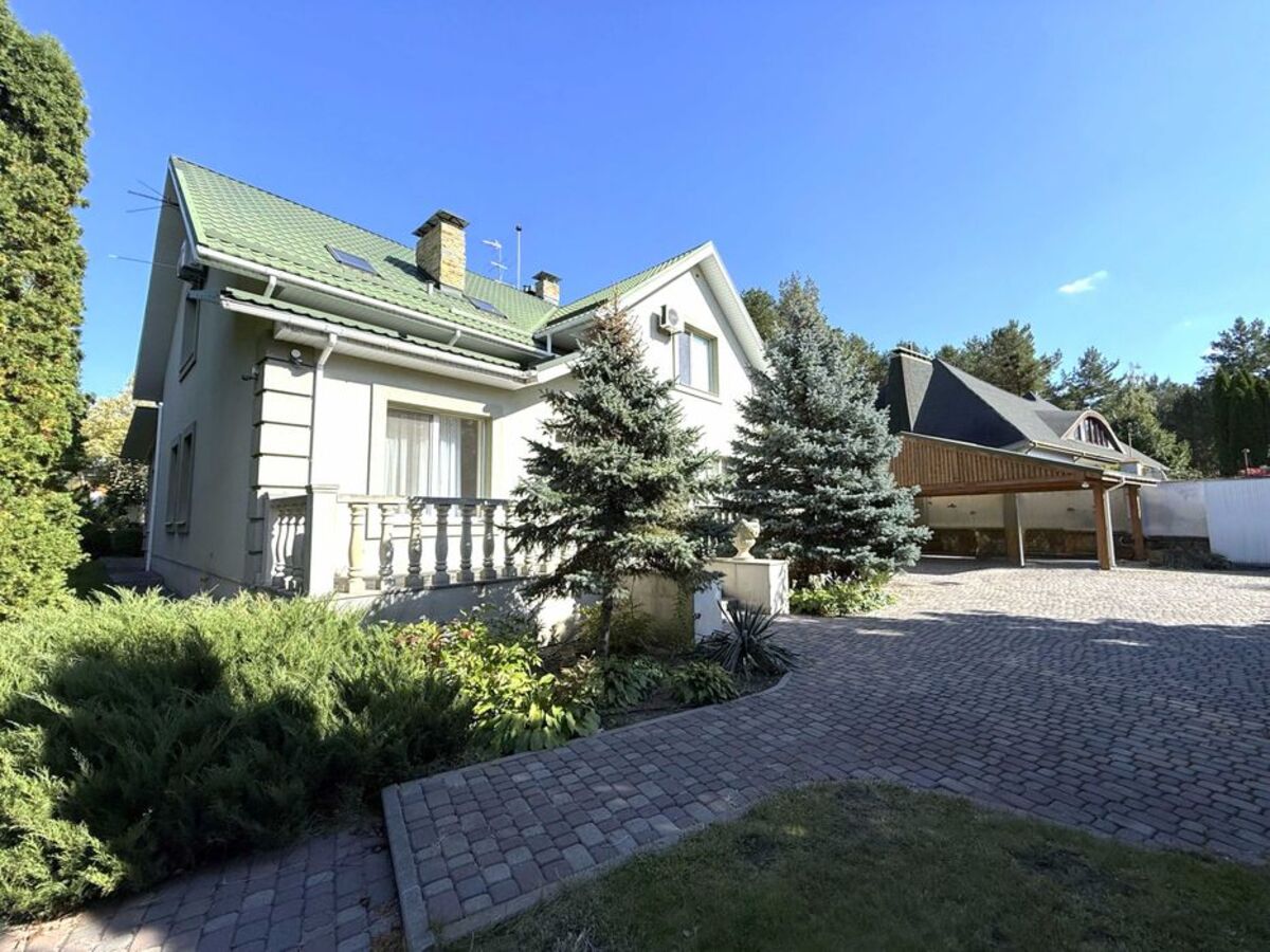 Київська, 12