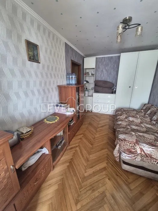 Ушинського вул., 27