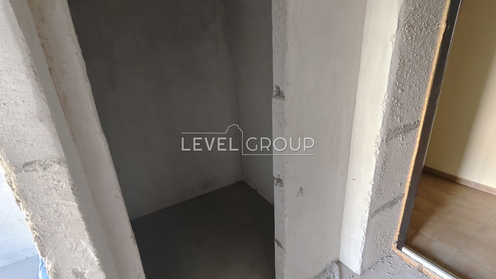 Корольова, 4