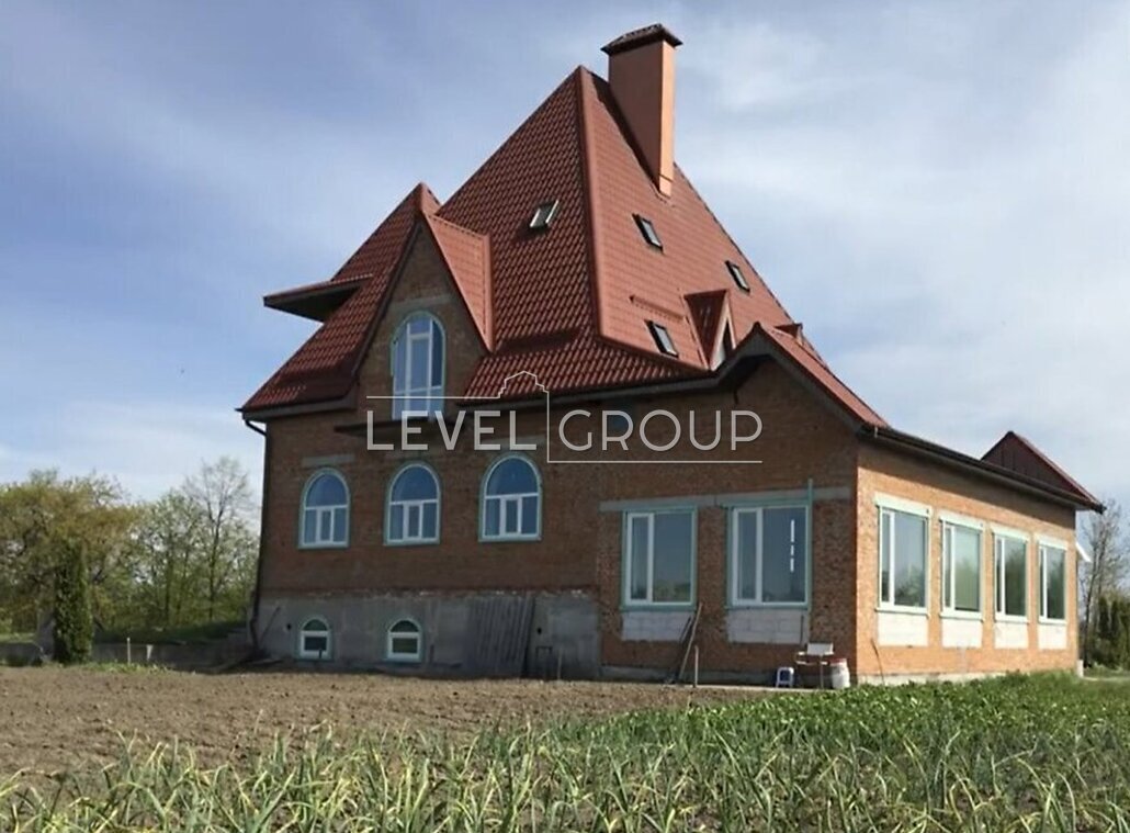 Васильківська вул., 13