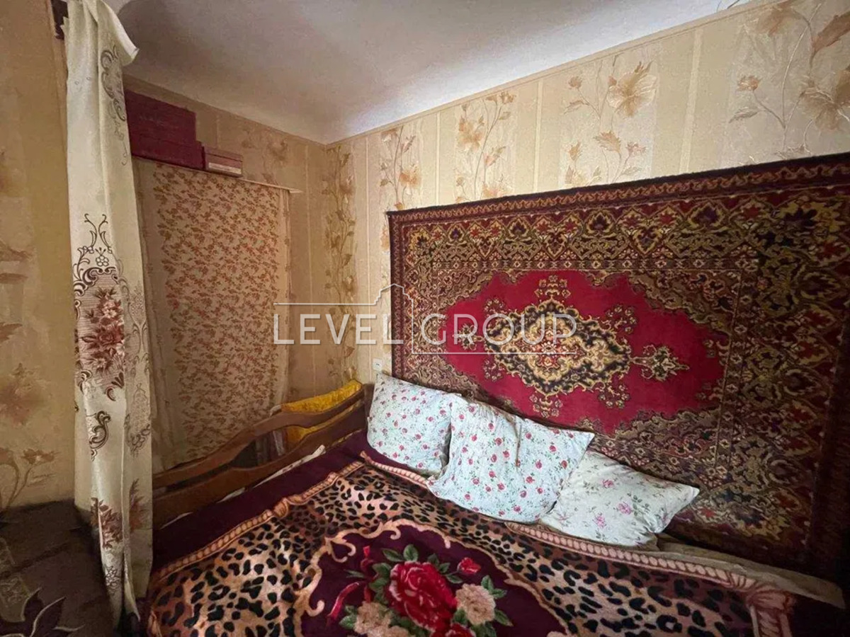 Dokuchaevska St., 5