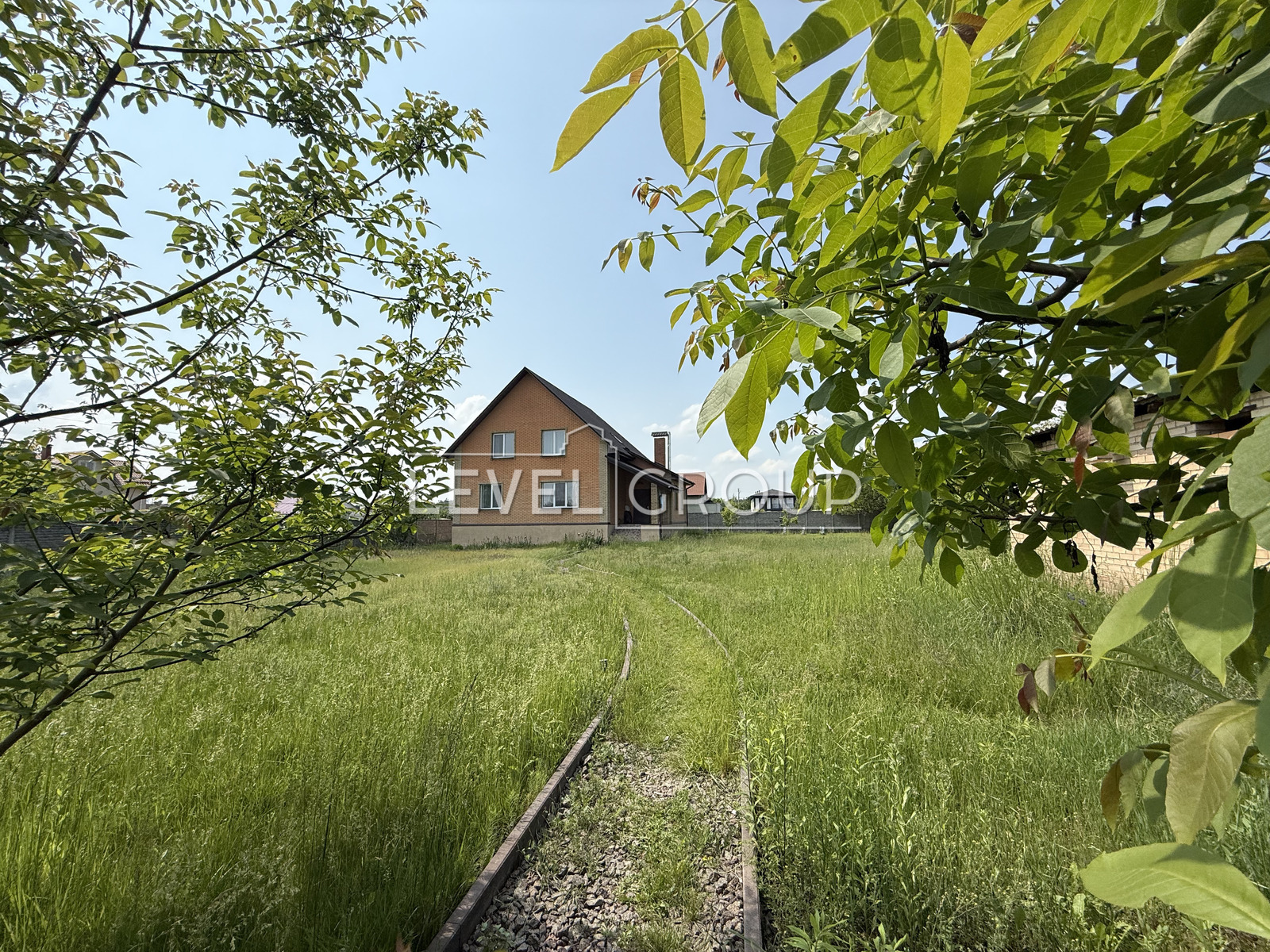 Миколаївська, 37