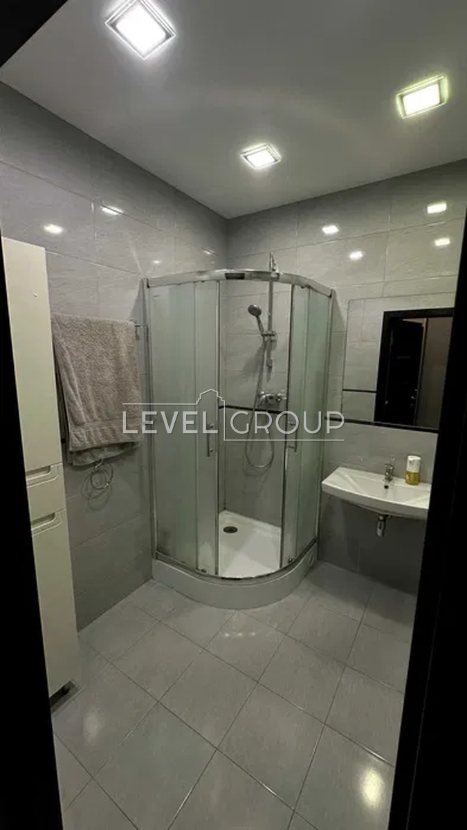 Регенераторна вул., 4к11