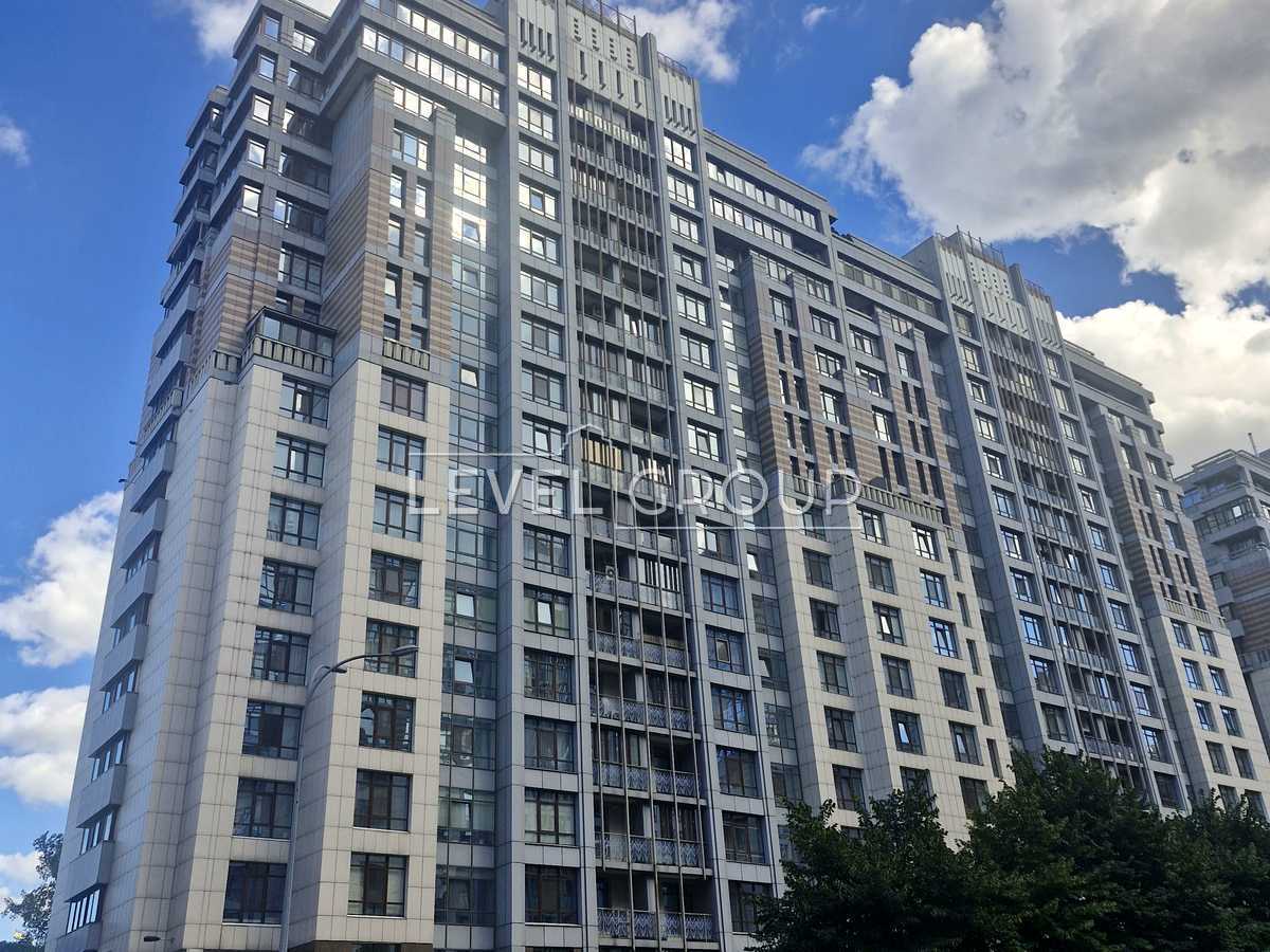 Andriy Verkhoglyad St. (Mykhayla Dragomirova), 3