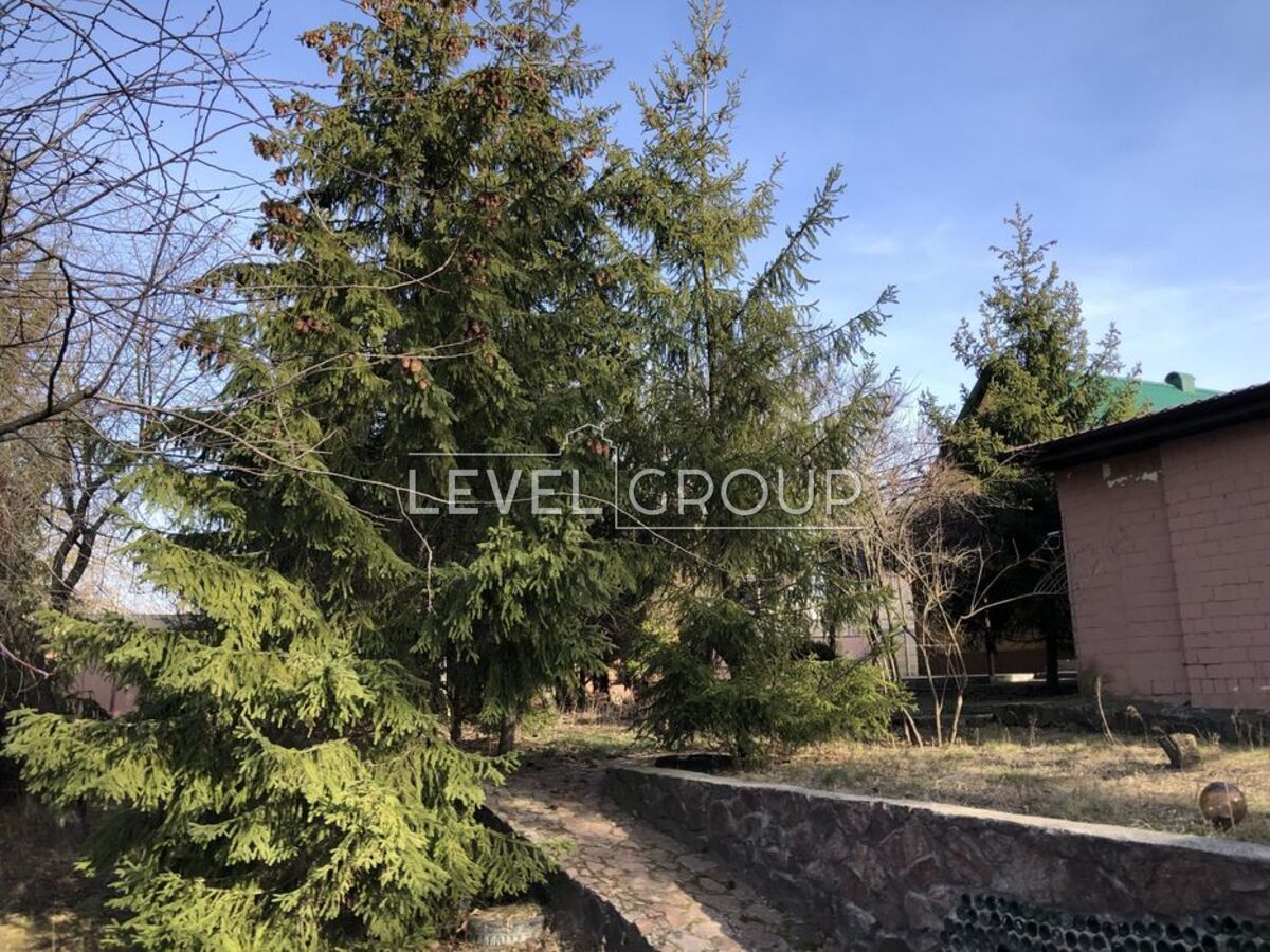 Приозерна вул., 22