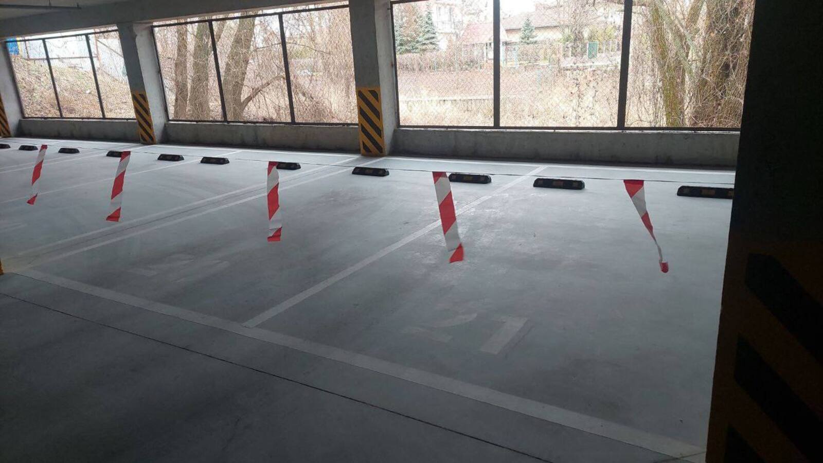 Дубищанська вул., 8